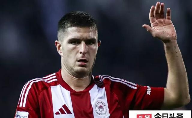 od体育投注-外国球员在国内足球联赛中崭露头角