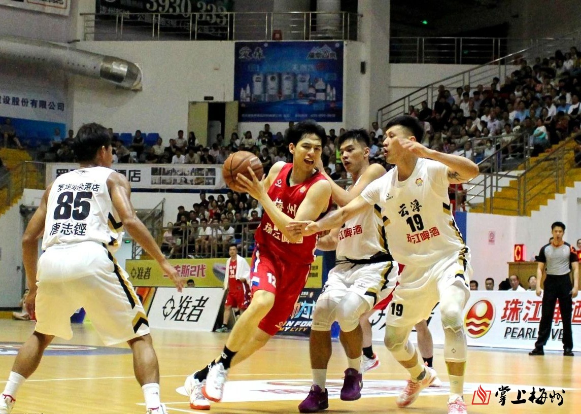 od体育课程-广东男篮客场高效进攻，不敌山东队遭遇两连败的简单介绍