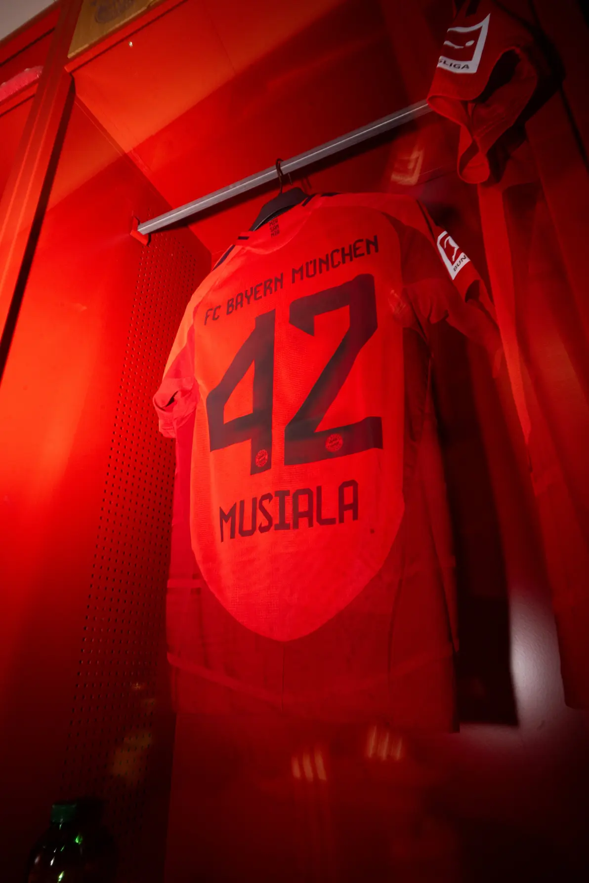 od体育app-RB莱比锡后卫阿尔诺特获得本赛季最佳球员奖