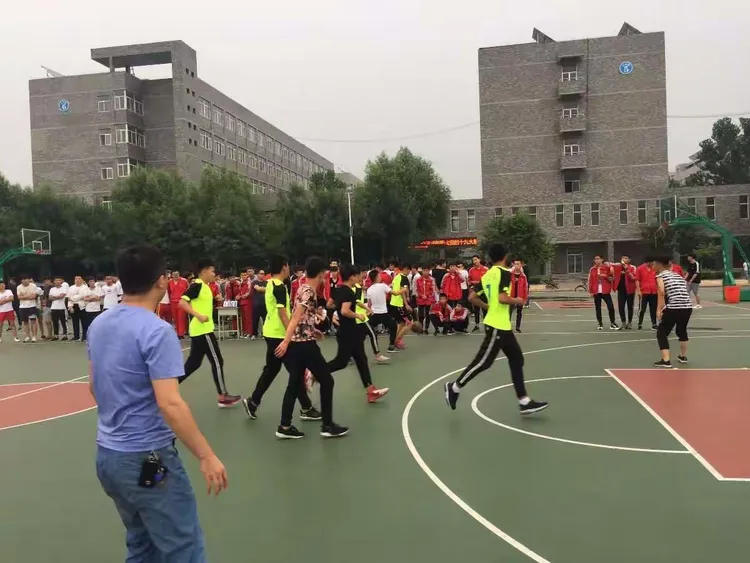 od体育网站-球场作战,直面困难和挑战,才有可能取得胜利