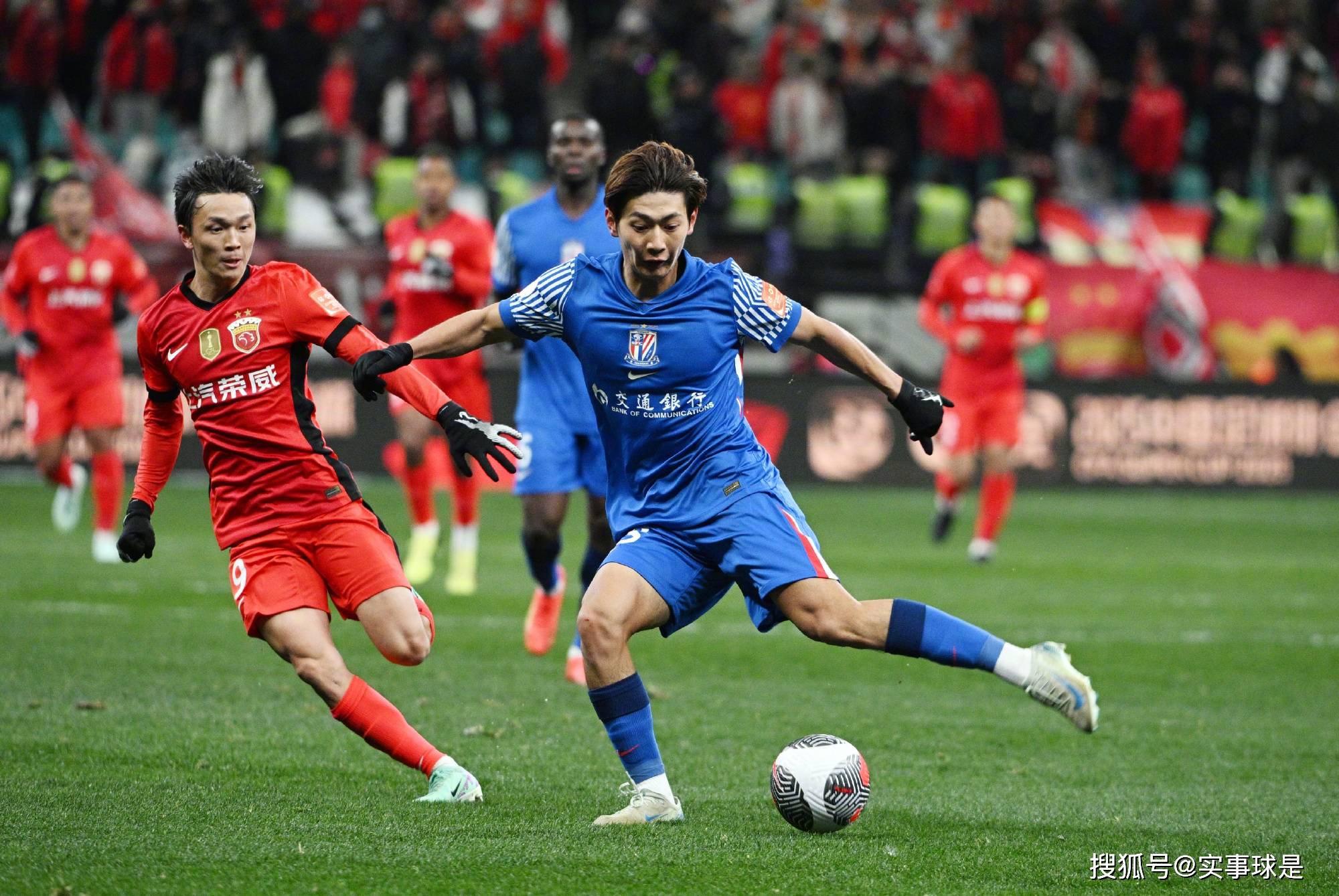 od体育官方入口-包含上海申花征服对手，风格转变获真实呈现的词条