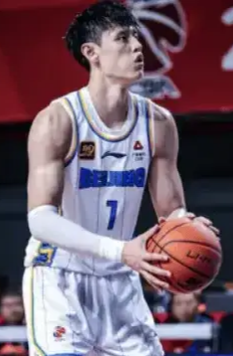 od体育app-球队签下了一名重量级球星,引起了外界轰动的简单介绍