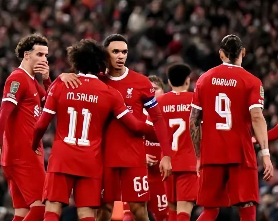 od体育注册-波兰球迷欢呼雀跃,豪取三分