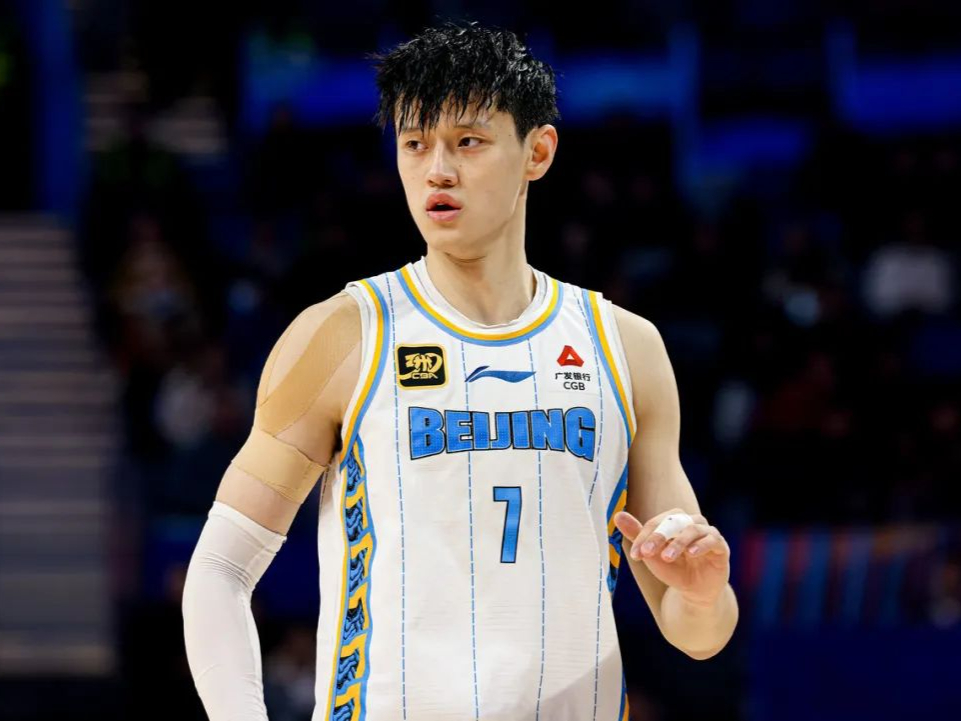 od体育活动-四川男篮击败对手,保持不败战绩