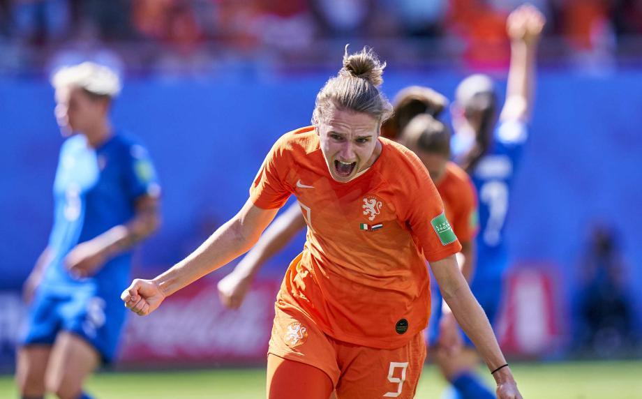 荷兰女足特邀赛拉开帷幕，各国实力劲旅争霸
